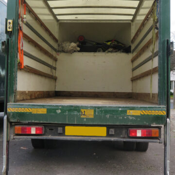 door-2-door-house-removals-doncaster-uk-van-inside-2